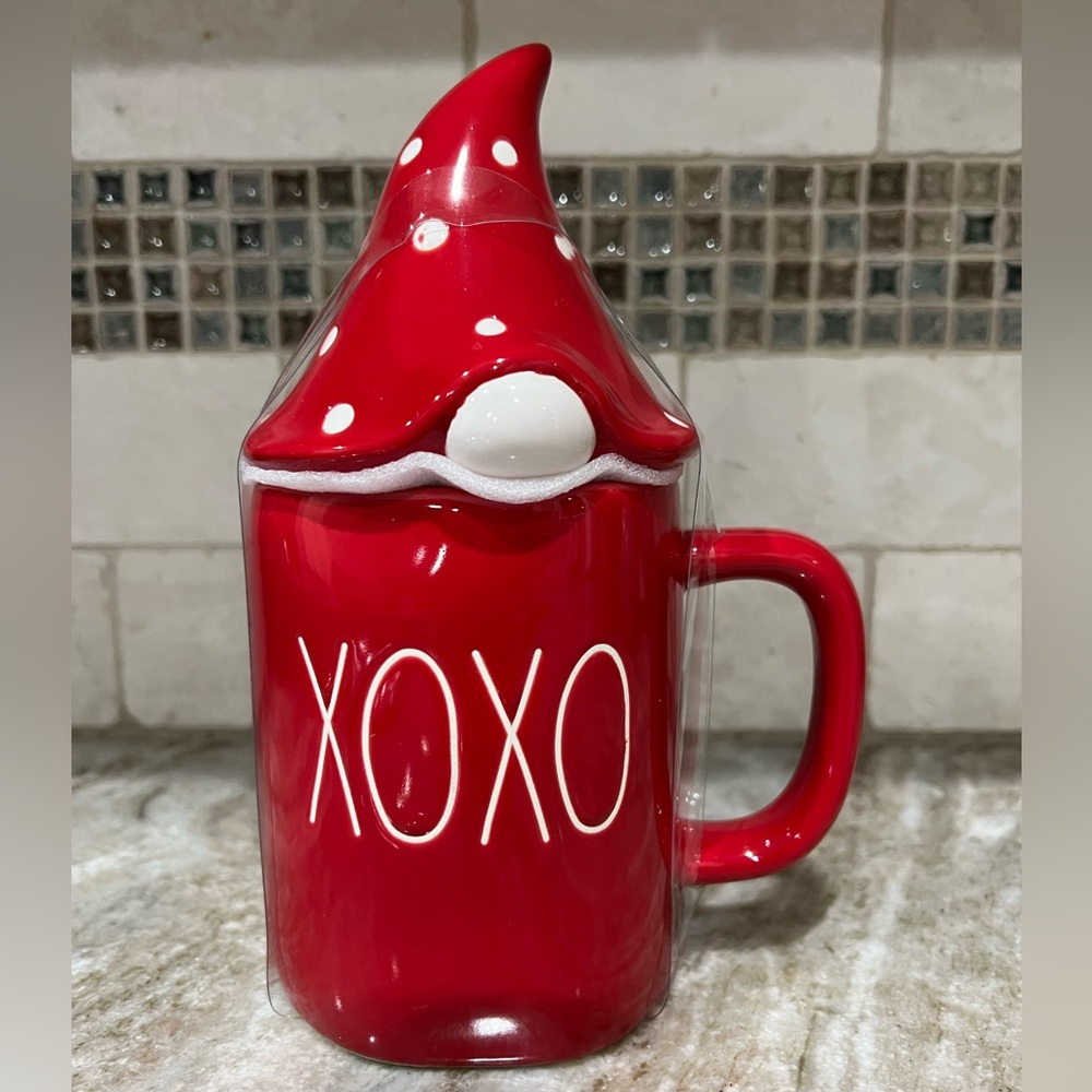 Rae Dunn XOXO Mug with Gnome Topper